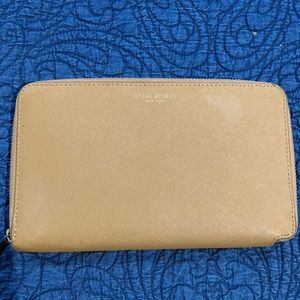 Henri Bendel Wallet